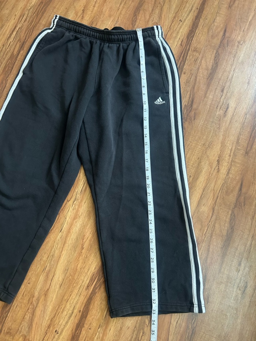 Vintage Adidas Cropped Baggy Wide Leg Sweatpants Womens Size L - Picture 7 of 8
